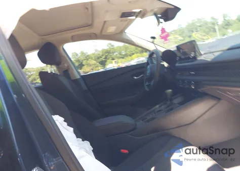 2025 Honda Accord Se from USA, damaged, VIN 1HGCY1F45SA012357